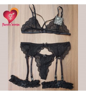 Conjunto negro lencería de encaje de 4 piezas Seducción Delicada